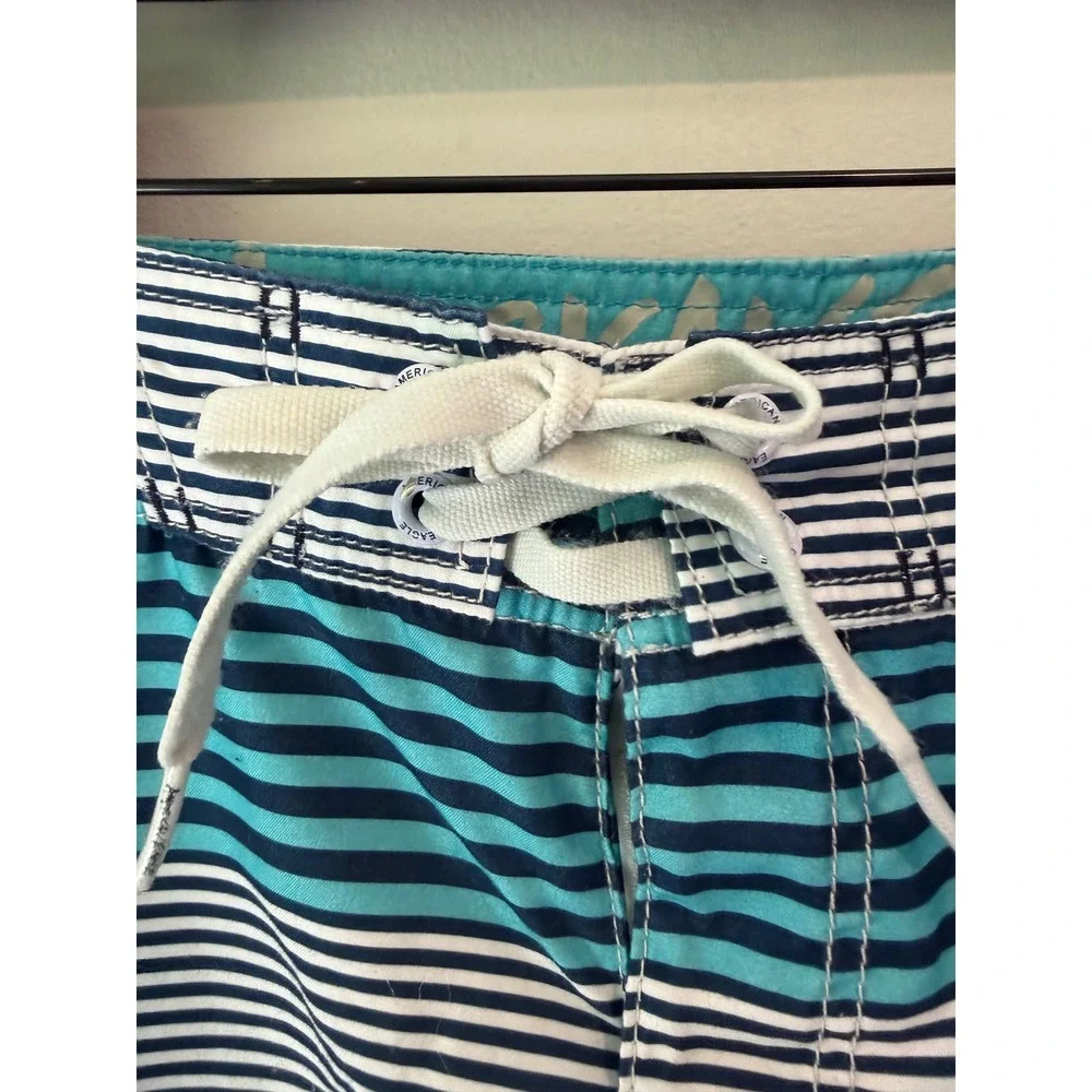 American Eagle Mens Blue White Striped Board Shorts Swim Trunks Size Medium